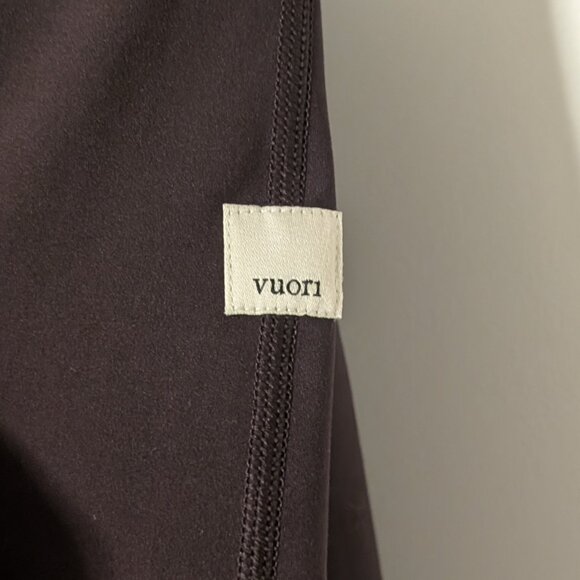Vuori Daily Jogger, Dark Cherry, Size Small - Picture 4 of 5